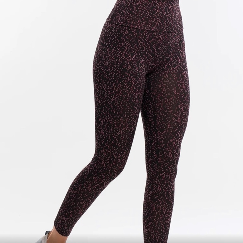 2/$10 Echt leggings